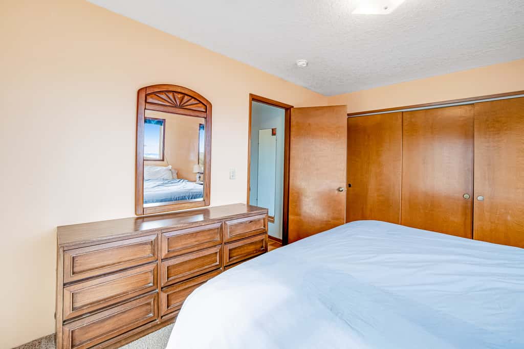 Dog friendly oceanview home one block to beach