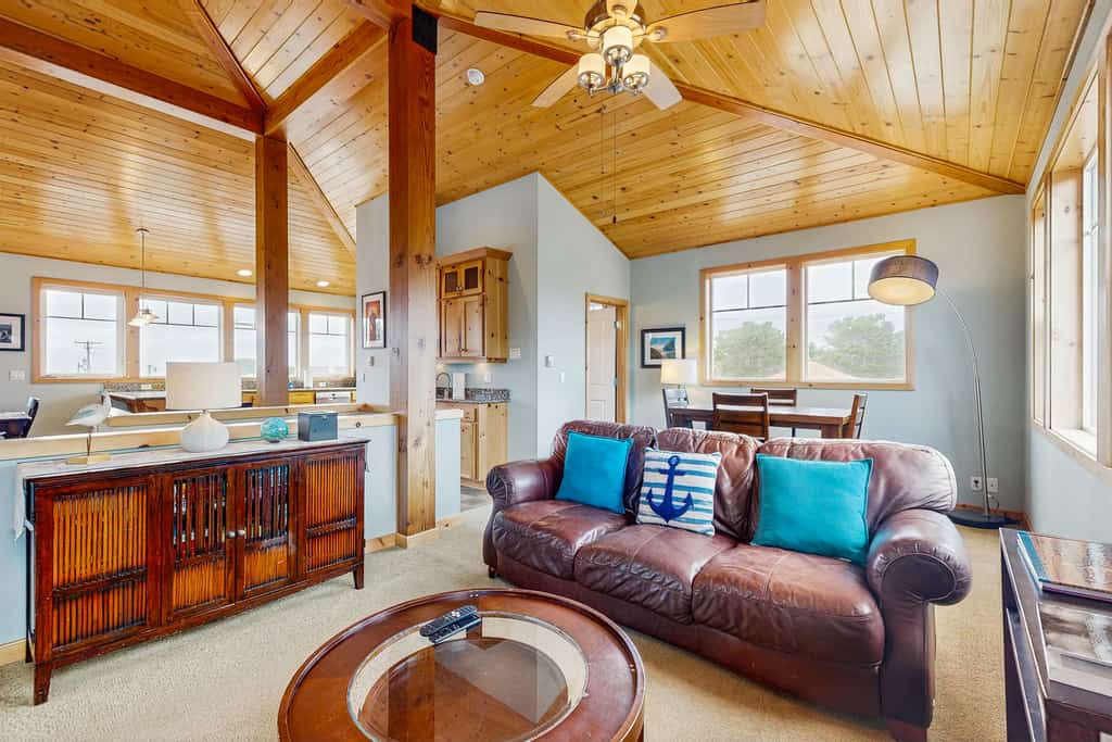 Neskowin Treehouse
