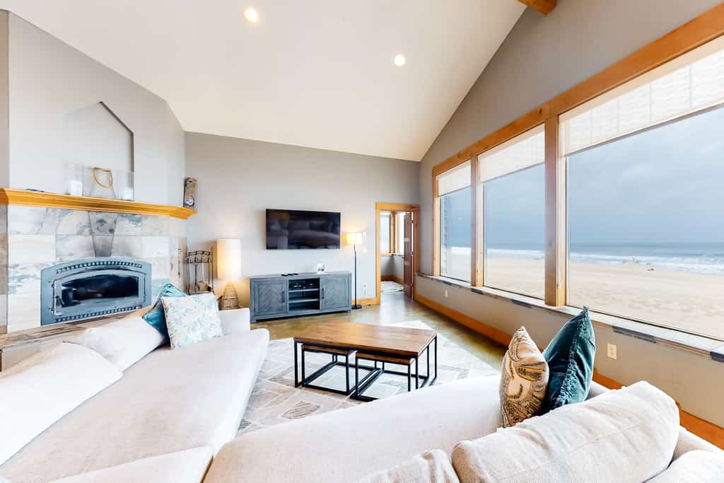 Pacific City Ocean Front Escape