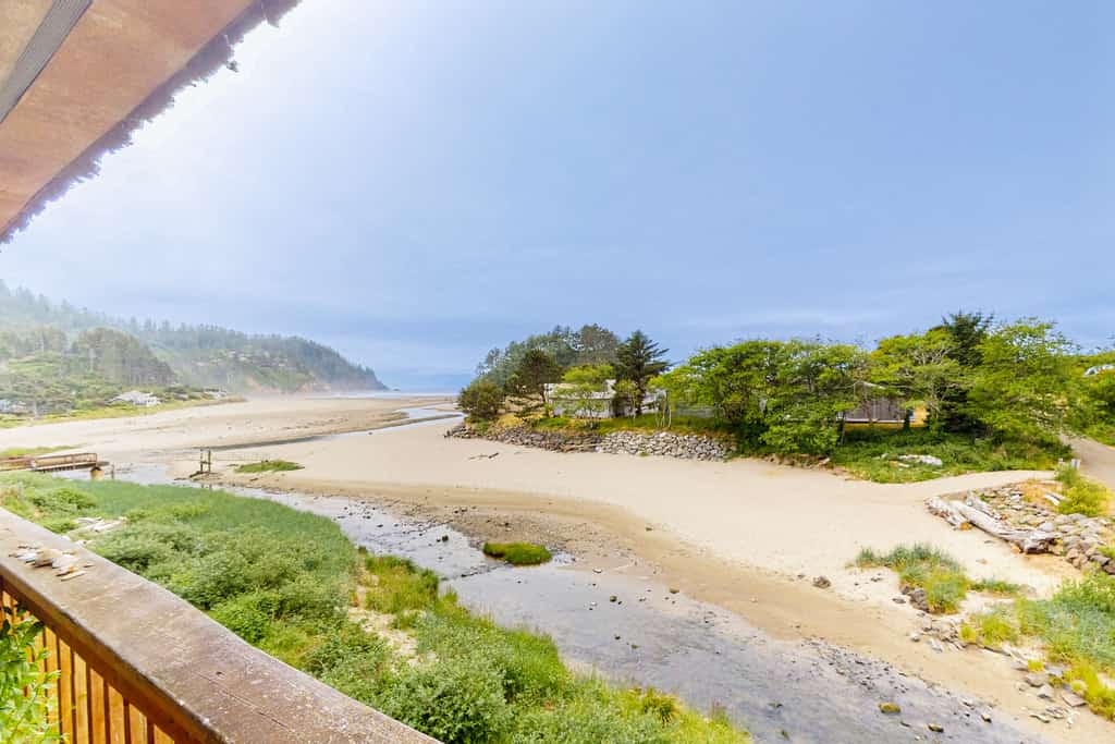 Neskowin Nautical Nook