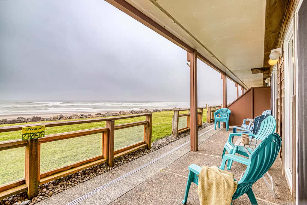 Oceanfront ground level condo with fireplace and updated kitchen dog friendly