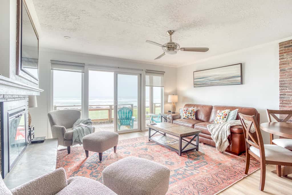 Oceanfront ground level condo with fireplace and updated kitchen dog friendly