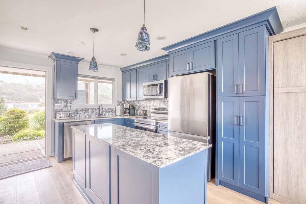 Oceanfront ground level condo with fireplace and updated kitchen dog friendly