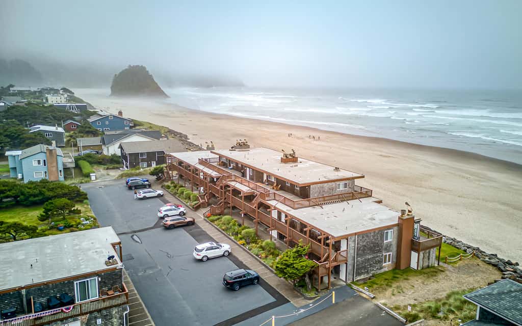Oceanfront ground level condo with fireplace and updated kitchen dog friendly