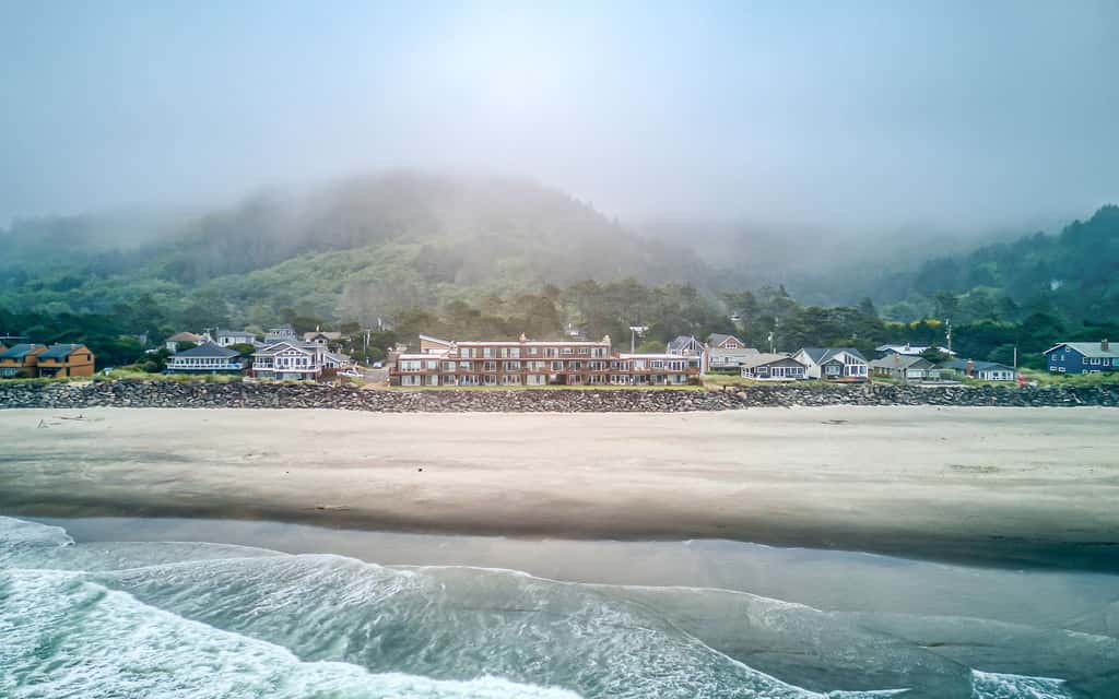 Oceanfront ground level condo with fireplace and updated kitchen dog friendly