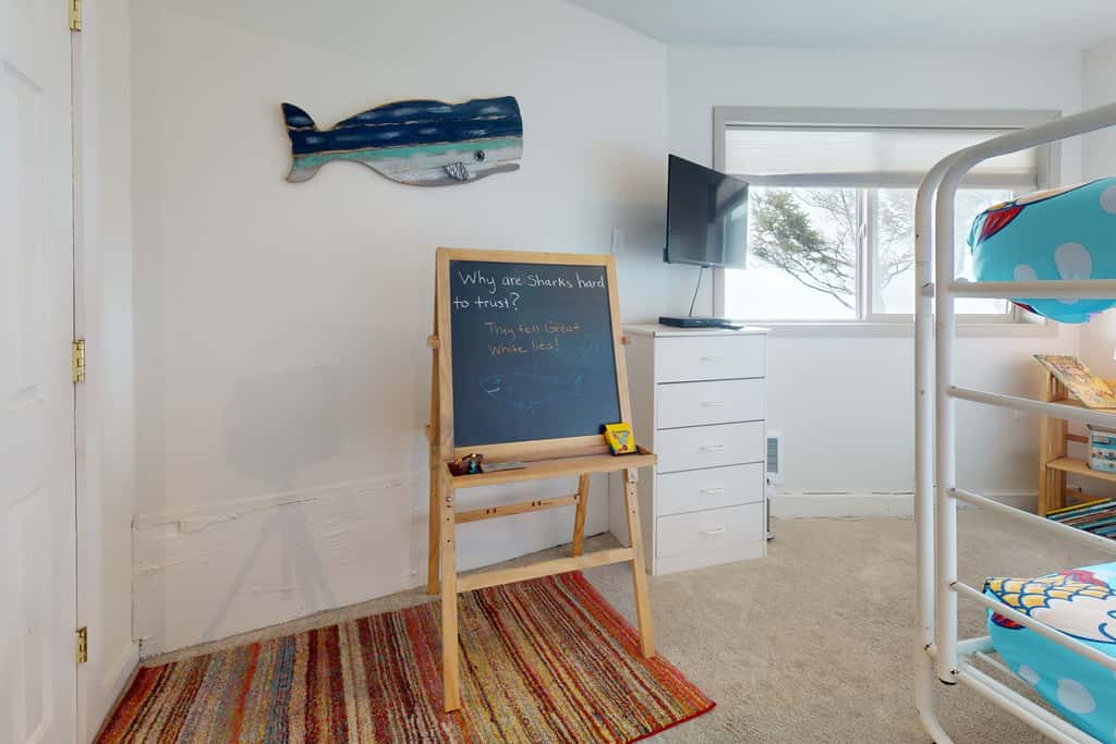 Dog friendly oceanfront home with private hot tub sauna and incredible view