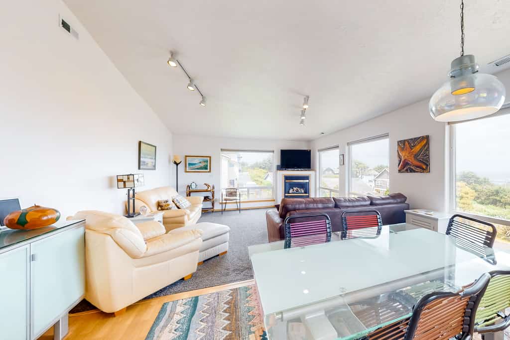 JS Beach House