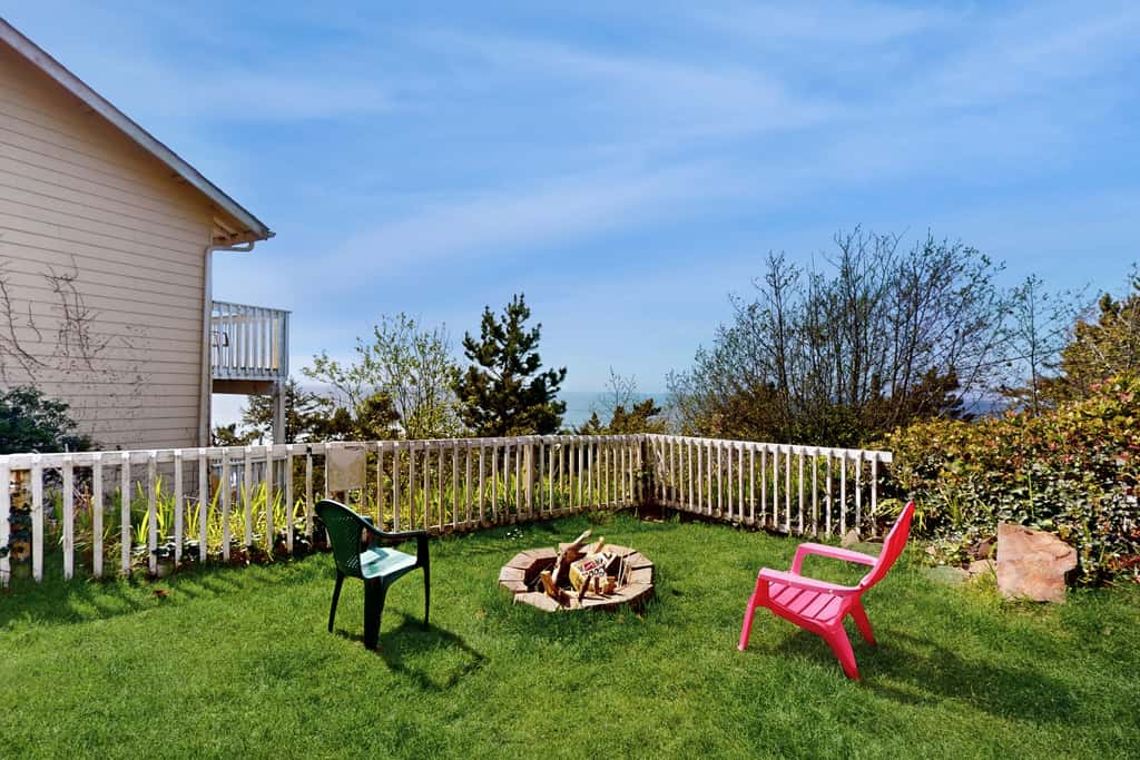 Dog Friendly Studio Condo with Ocean Views and Nearby Beach Access