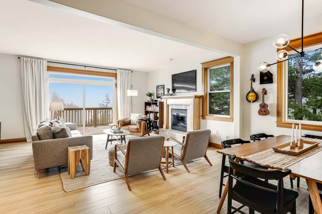 Dog friendly home with ocean views deck washer dryer grill and fireplace