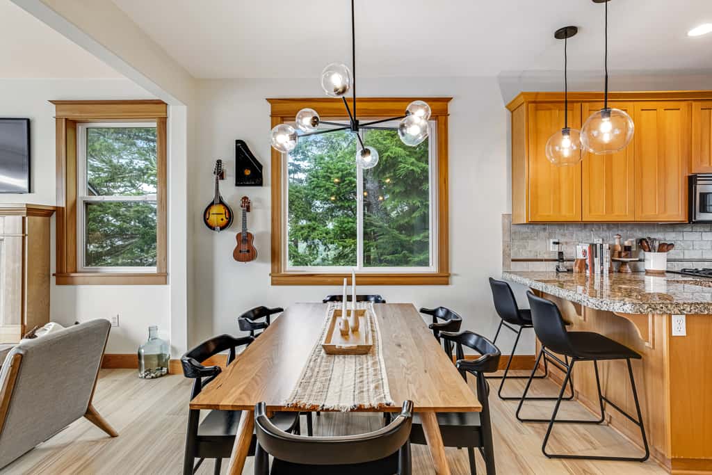 Dog friendly home with ocean views deck washer dryer grill and fireplace