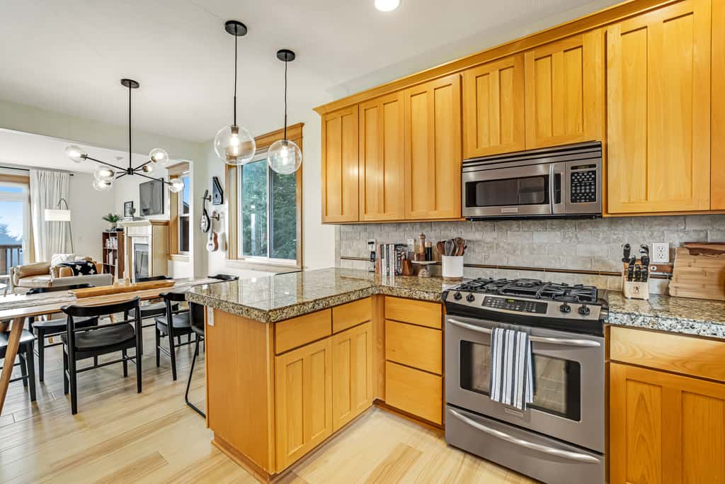 Dog friendly home with ocean views deck washer dryer grill and fireplace