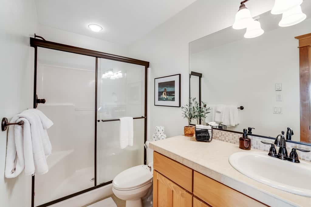 Dog friendly home with ocean views deck washer dryer grill and fireplace