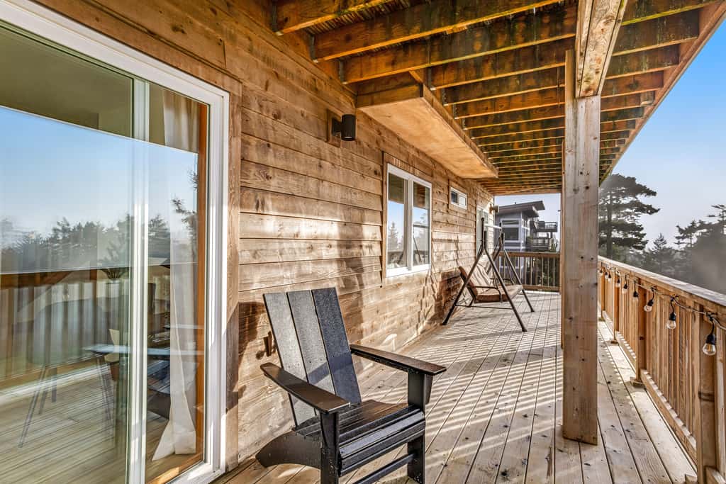 Dog friendly home with ocean views deck washer dryer grill and fireplace