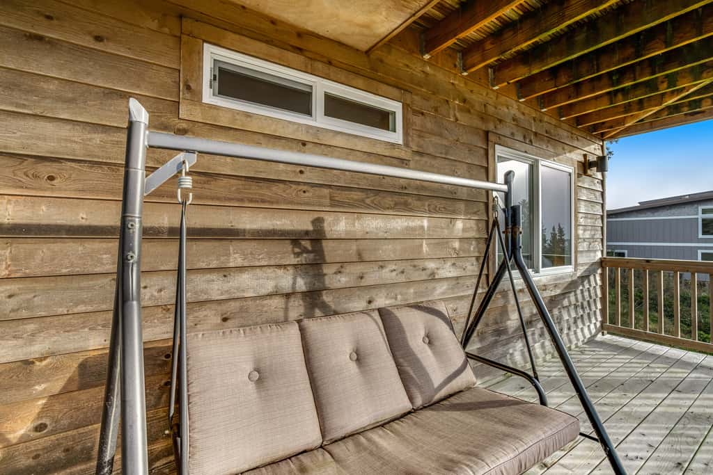 Dog friendly home with ocean views deck washer dryer grill and fireplace