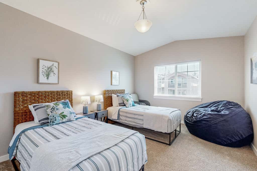 Sweeping ocean view home with fireplace grill and foosball table dog friendly