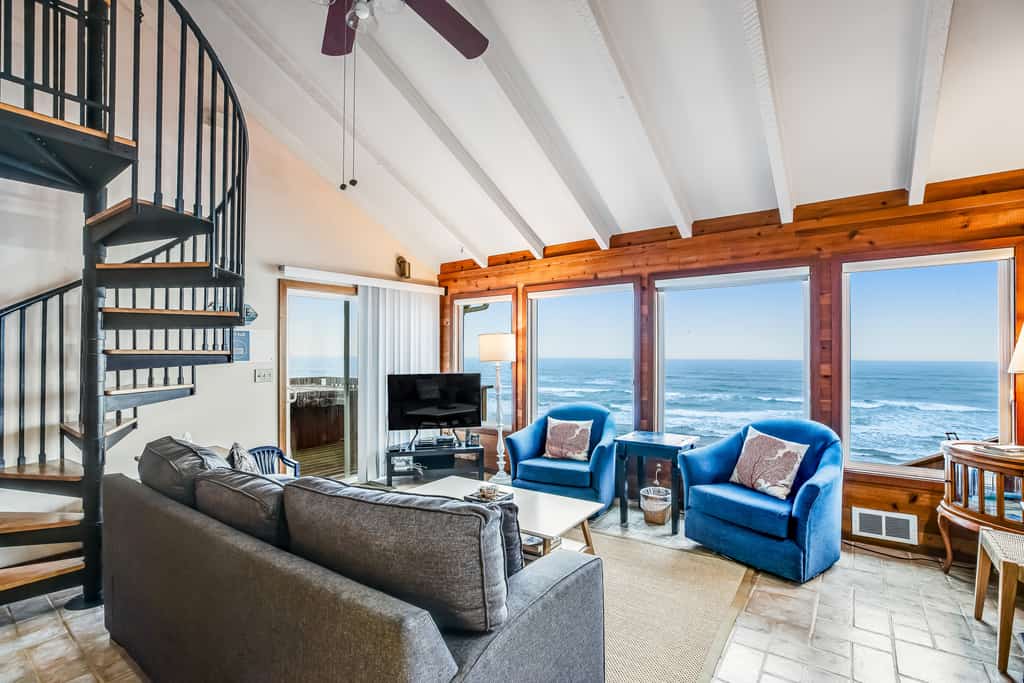 Blue Sea Oceanfront Cottage