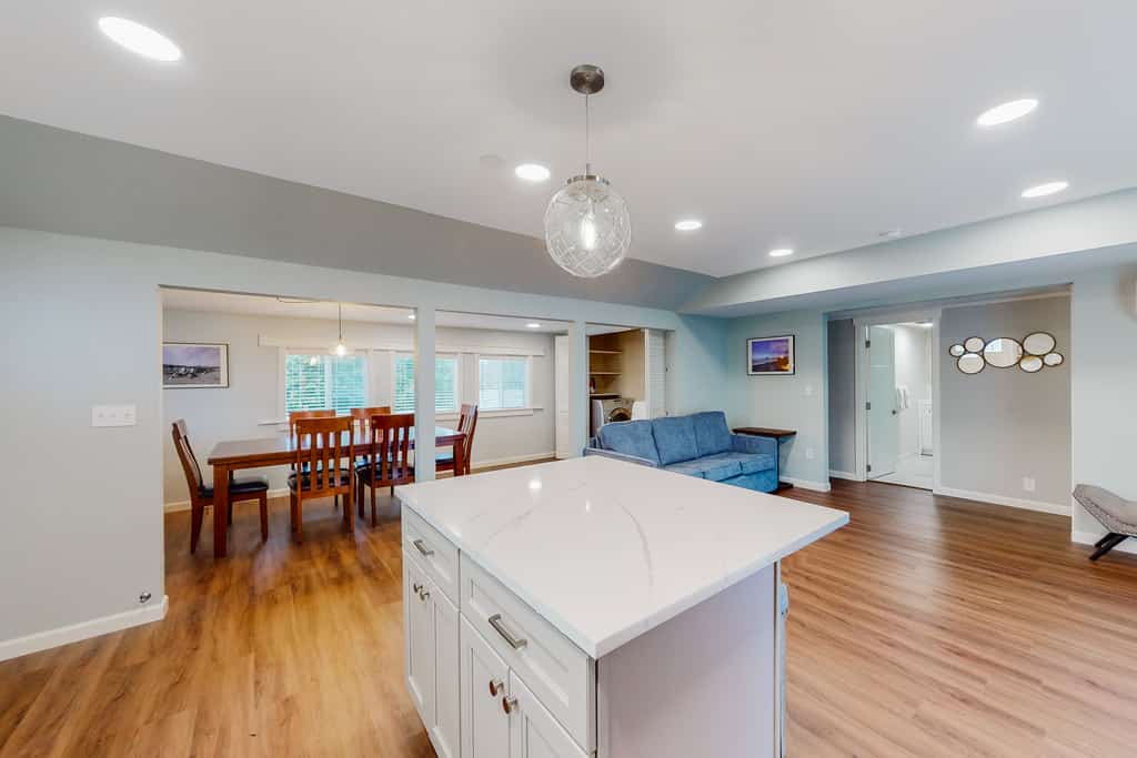 Bungalow by the Bay