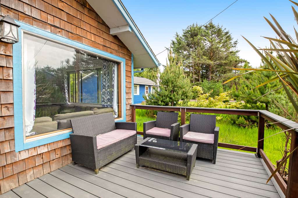Pacific Breeze Hideaway
