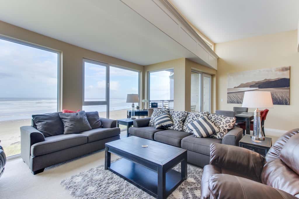 Contemporary oceanfront condo with amazing views dog friendly