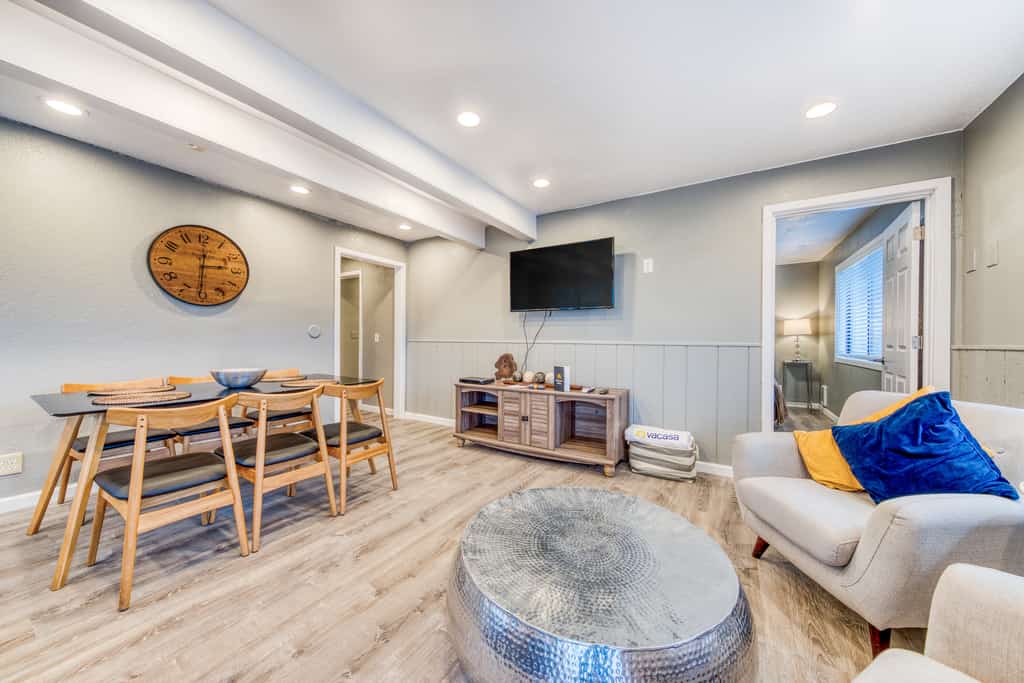 Sea Treasures Inn Unit #100