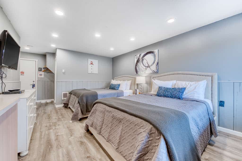 Sea Treasures Inn #104