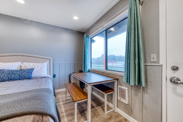 Sea Treasures Inn #104