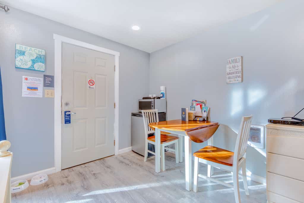 Sea Treasures Inn #115