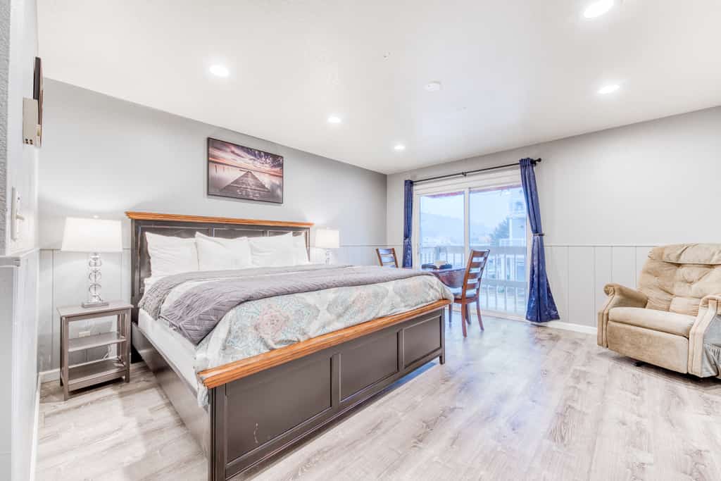 Sea Treasures Inn Units #205-212