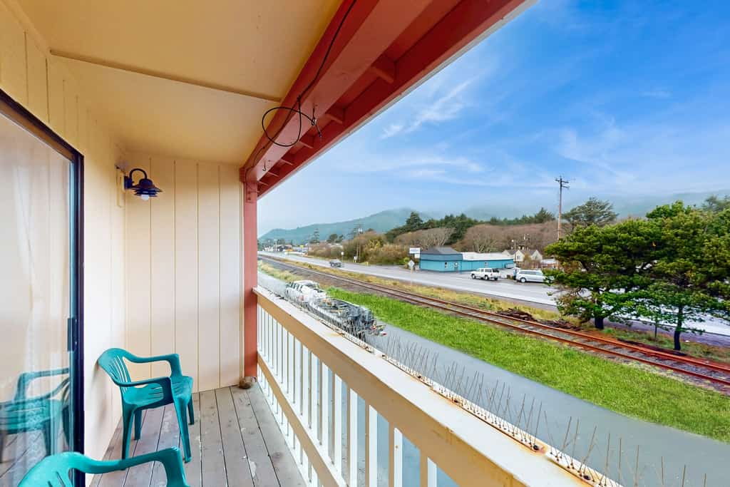 Sea Treasures Inn #211