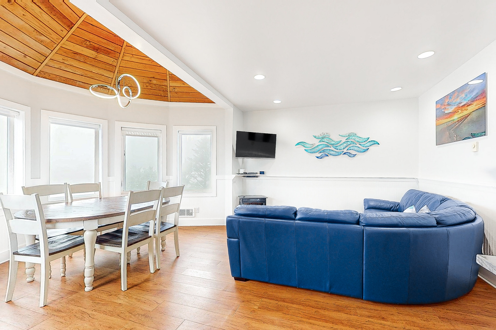 Dog friendly condo with ocean views private balcony and great location