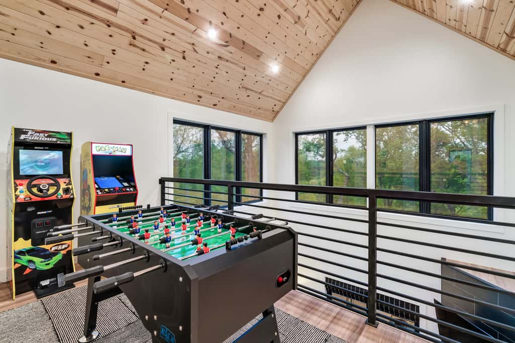 Family Friendly, Sleeps 10・Pool・Arcade・Hot Tub  