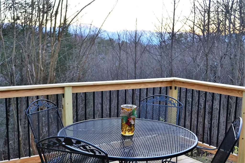 Sleeps 6・Cozy Cabin・Spacious Outdoor・View・Firepit