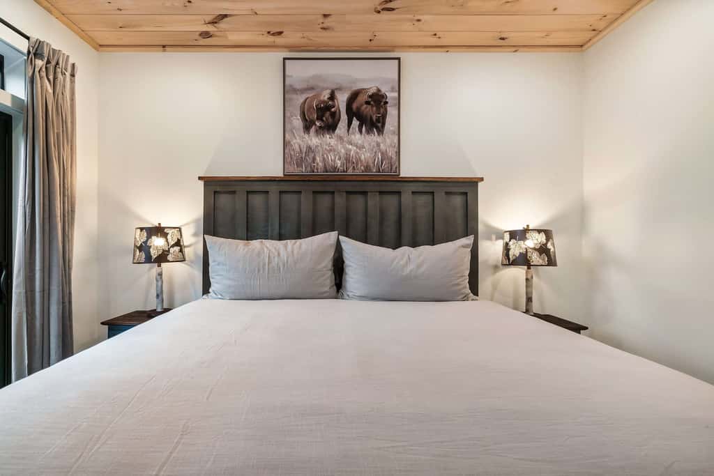 Modern Luxe N Smokies, Sleeps 10・Games・Hot Tub