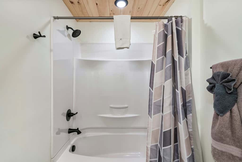 Modern Luxe N Smokies, Sleeps 10・Games・Hot Tub