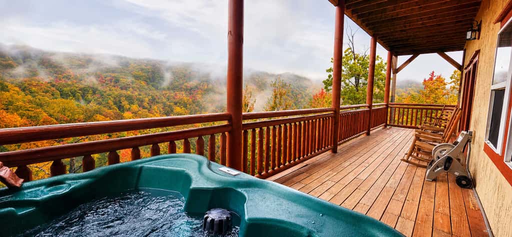 Luxe Cabin, Sleeps 14・Indoor Pool・Hot Tub・Games