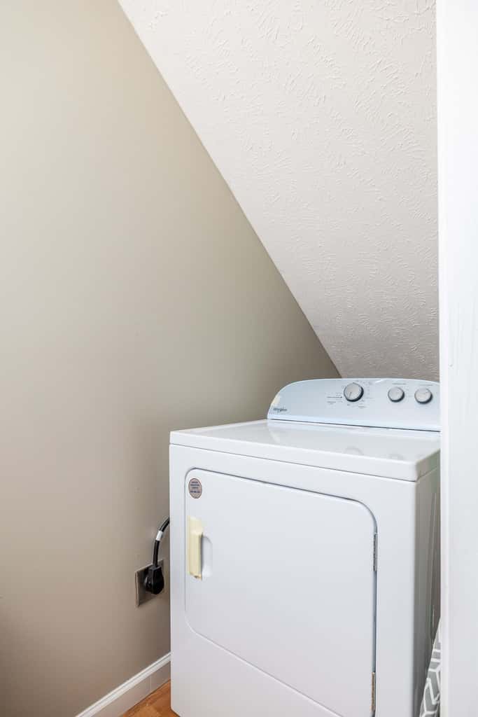 Game Room Fun, Hot Tub, Dollywood Nearby, Sleeps 8