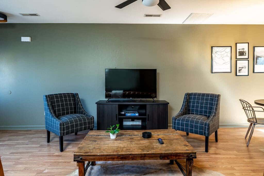 Peaceful Getaway, Sleeps 6・Pet Friendly & Hot Tub