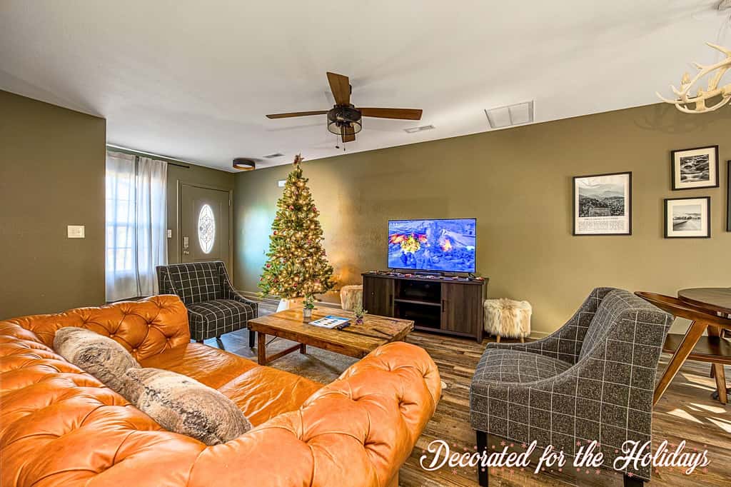 Peaceful Getaway, Sleeps 6・Pet Friendly & Hot Tub