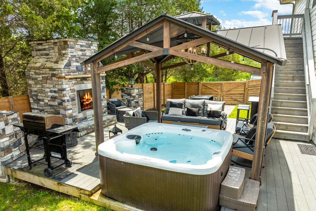 Blue Herring Lake Lodge