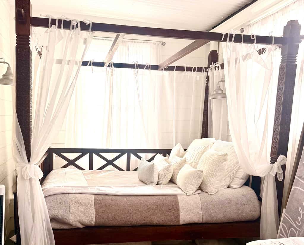 Blue Herring Lake Lodge
