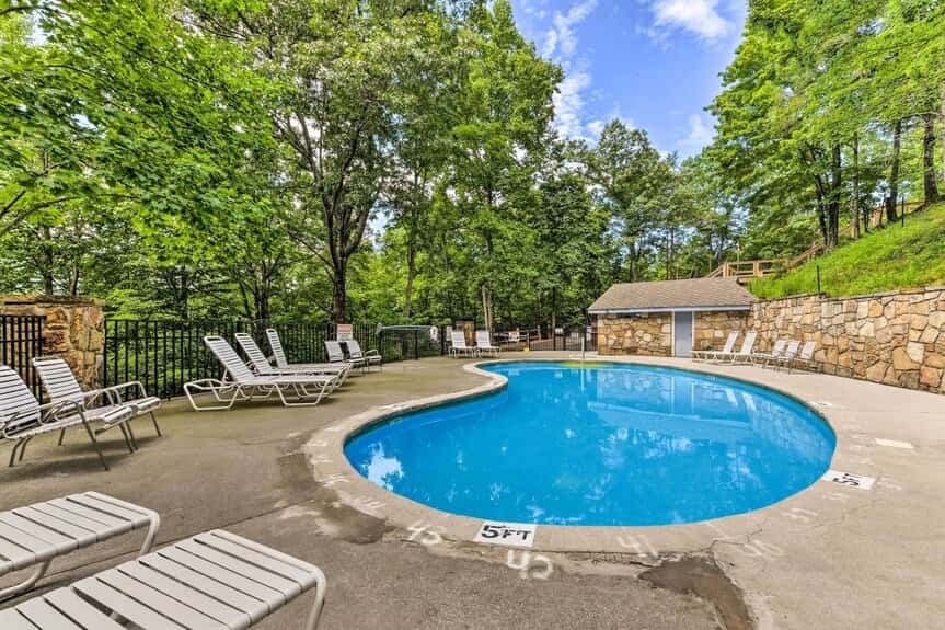 Luxe Cabin, Sleep 6, Hot Tub, Fireplace, Views