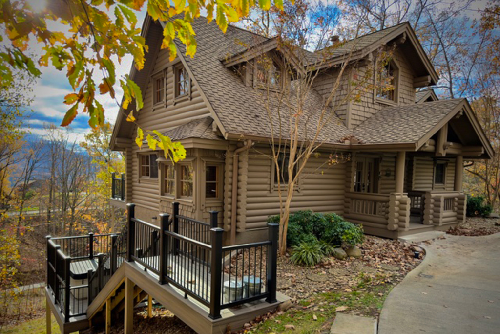 Mountain Views, Hot Tub & Dog-Friendly Cabin