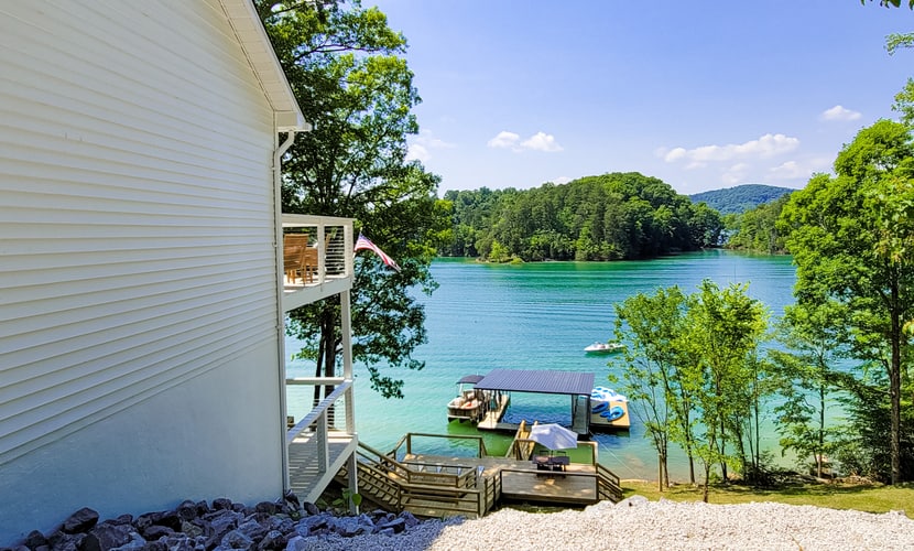 Lakin' It Easy