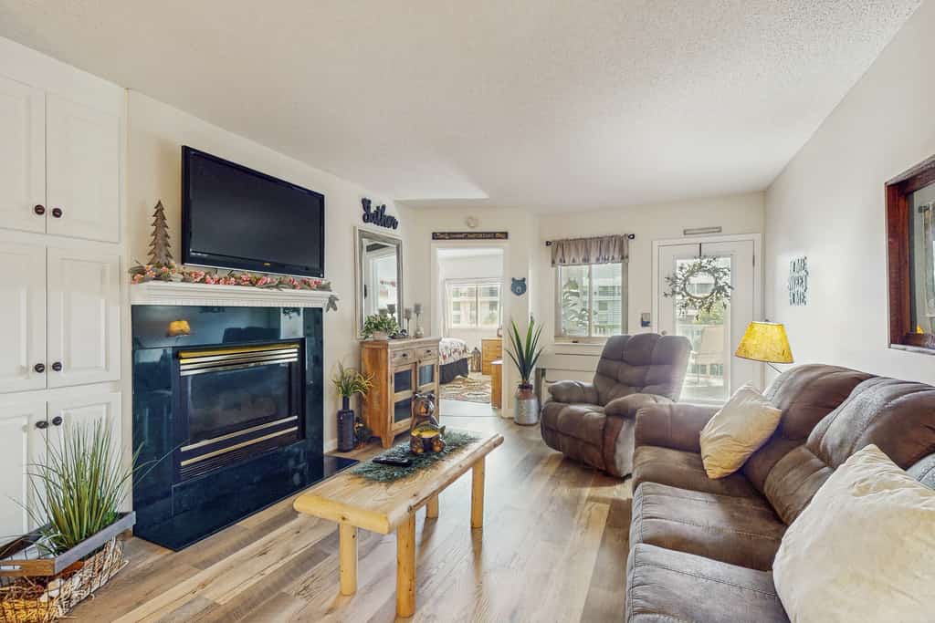 0.5 Mi to DT Pigeon Forge・Walkable Riverfront Stay