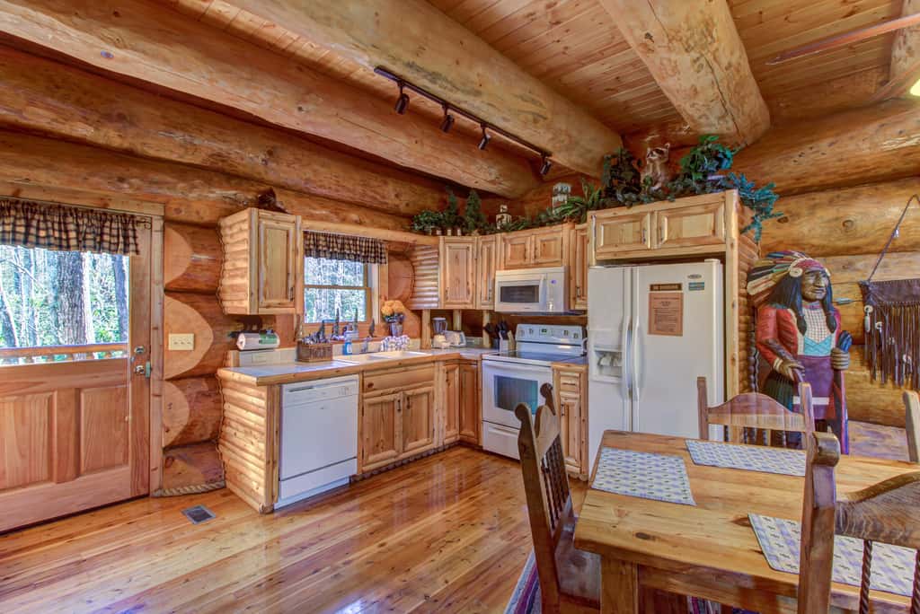 Pet Friendly Near Dollywood Cabin・Hot tub・Views