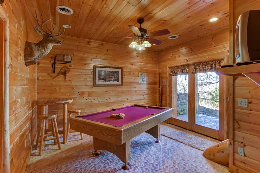 Pet Friendly Near Dollywood Cabin・Hot tub・Views