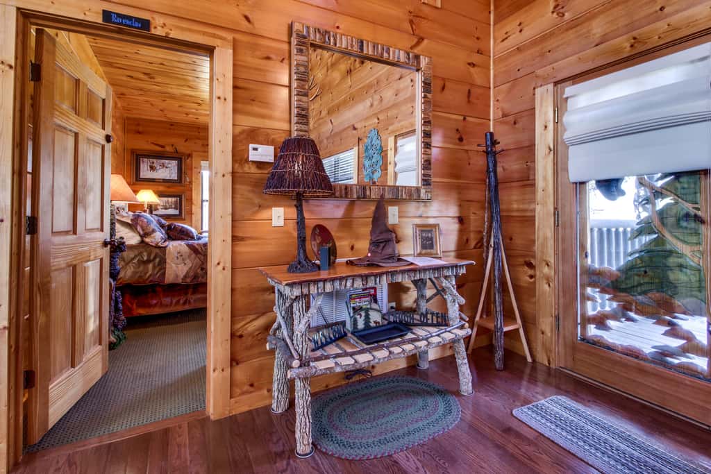 Mtn Getaway, Sleeps 12・Spectacular Views・Hot Tub