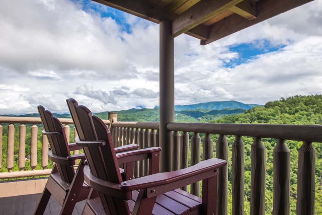 Mtn Getaway, Sleeps 12・Spectacular Views・Hot Tub