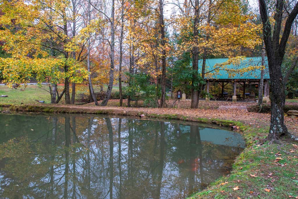 Mtn Getaway, Sleeps 12・Spectacular Views・Hot Tub
