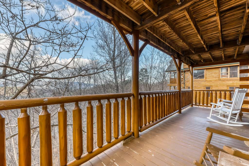 Charming Log cabin, Sleeps 6・Game Room・Hot Tub